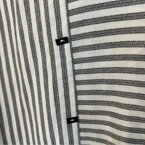 Soft Surroundings Women's Asymmetrical 3/4 Sleeve Striped Top Size PXS GUC - Picture 9 of 10